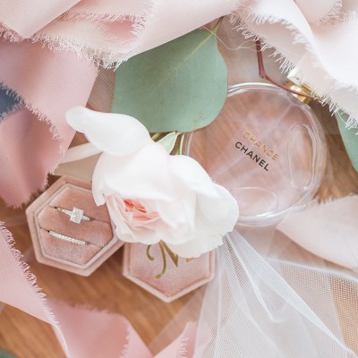 Styling Bridal Details: Extra Flowers